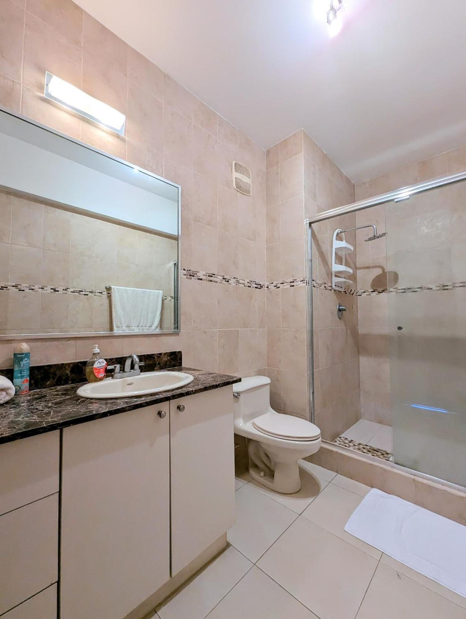 Yc 3602 L Apartamento 2Br En Av Balboa Panama-Stad Buitenkant foto