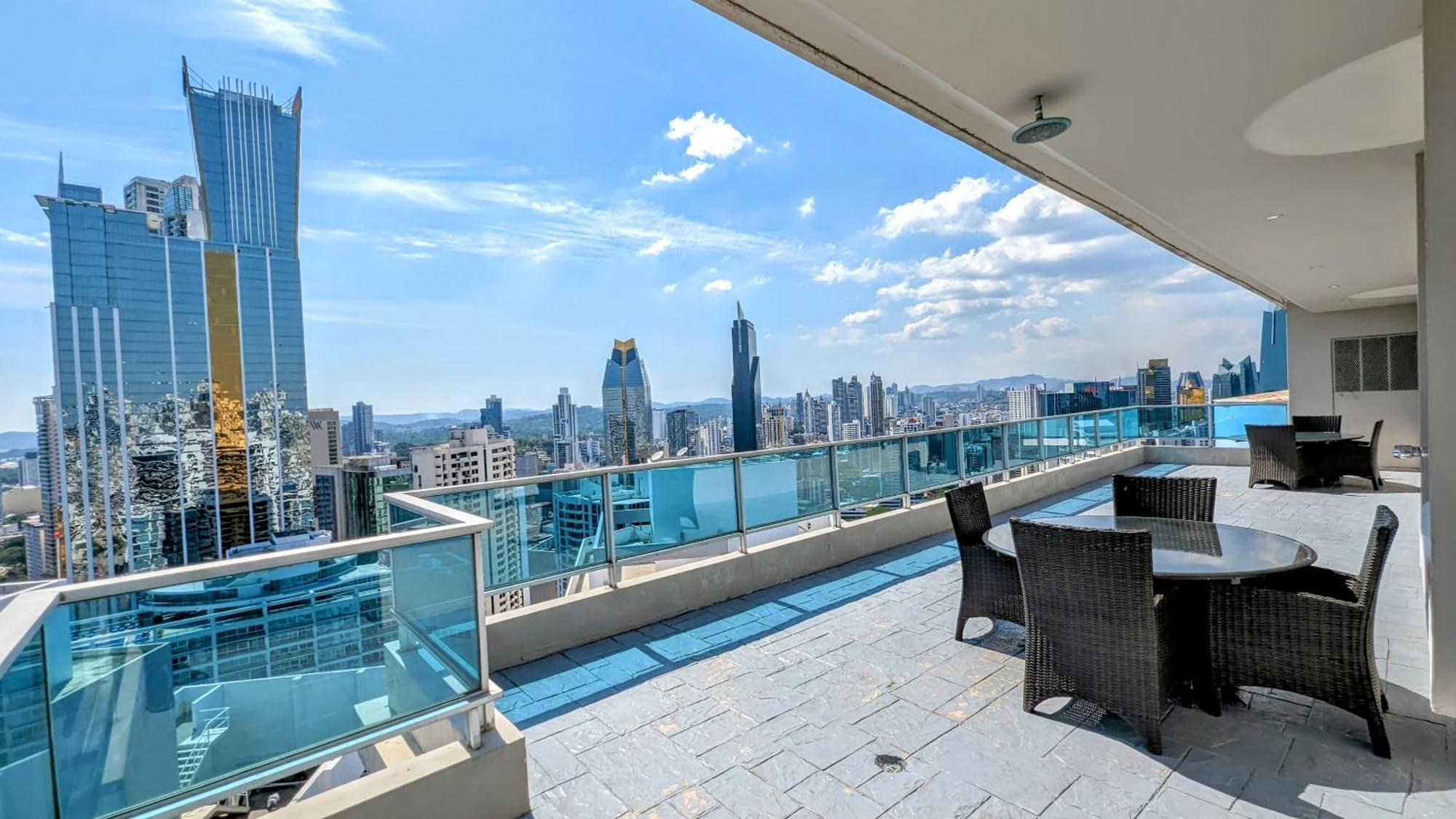 Yc 3602 L Apartamento 2Br En Av Balboa Panama-Stad Buitenkant foto