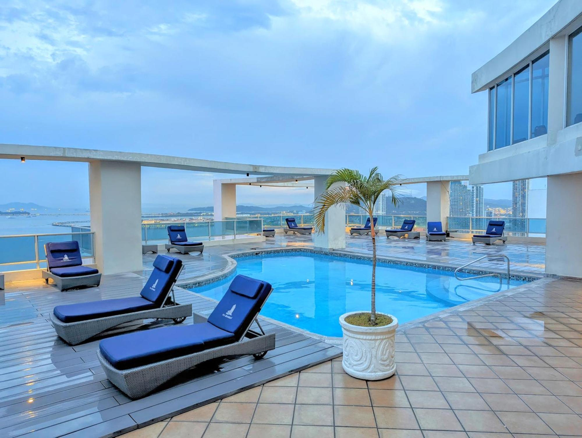 Yc 3602 L Apartamento 2Br En Av Balboa Panama-Stad Buitenkant foto